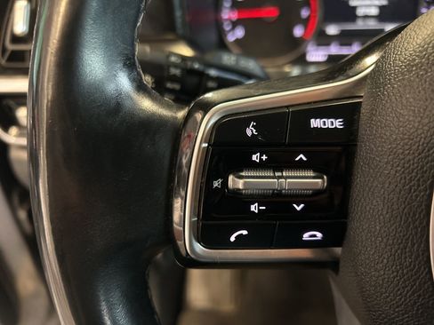 Used 2022 Kia Sorento SX image 23