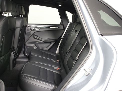 New 2026 Porsche Macan S image 18
