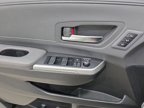 Certified 2023 Toyota Sienna XSE AWD/4WD image 25