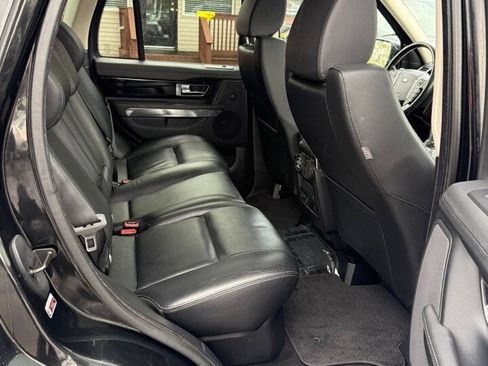 Used 2013 Land Rover Range Rover Sport HSE w/ HSE Silver Pkg AWD/4WD image 18