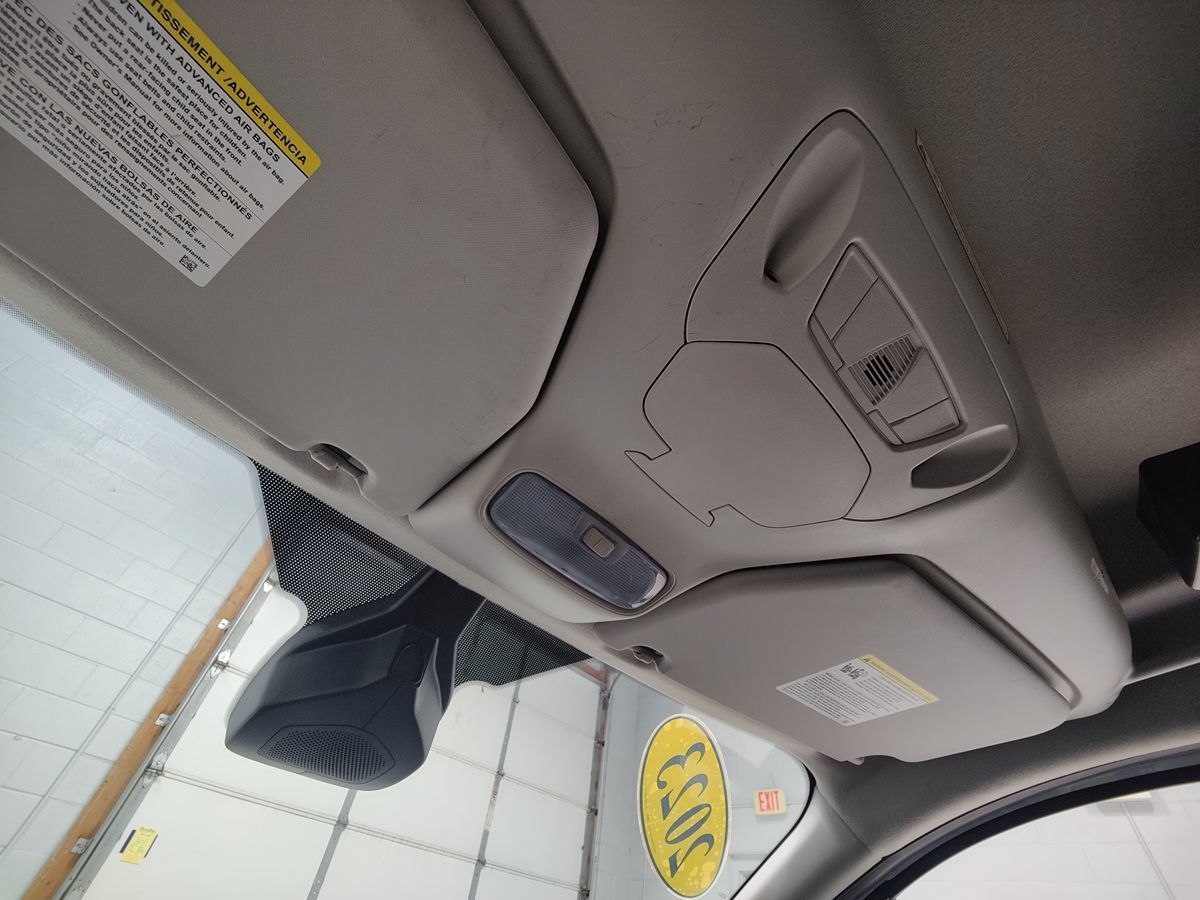 Used 2023 Ford Transit Connect XL FWD image 41