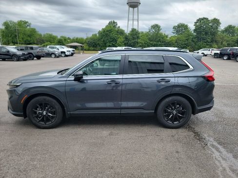 Used 2025 Honda CR-V Sport image 2