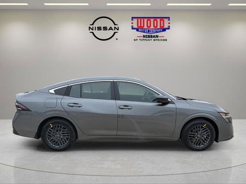 New 2026 Nissan Sentra SV w/ SV Convenience Package FWD image 2