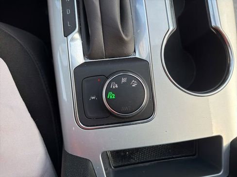 Used 2023 Chevrolet Blazer LT image 20