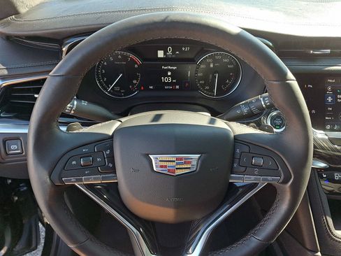 Used 2023 Cadillac XT6 Premium Luxury AWD/4WD image 20