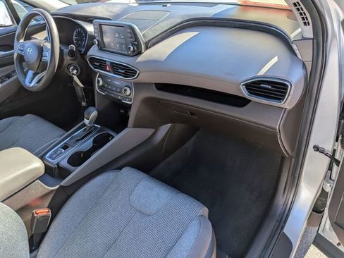 Used 2019 Hyundai Santa Fe SE image 35