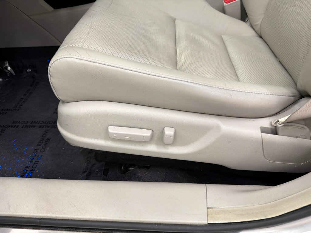 Used 2013 Acura TSX Sedan FWD image 10
