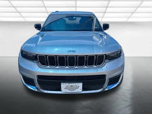 Used 2022 Jeep Grand Cherokee L Limited AWD/4WD image 1