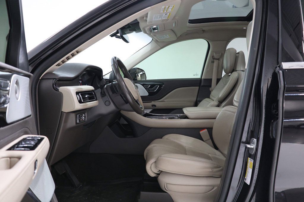 Used 2020 Lincoln Aviator Reserve w/ Equipment Group 202A AWD/4WD image 17