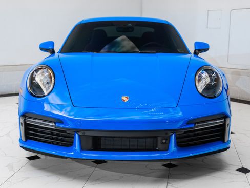 Used 2022 Porsche 911 Turbo S image 4