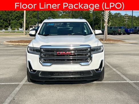 Used 2020 GMC Acadia SLT w/ LPO, Floor Liner Package FWD image 10