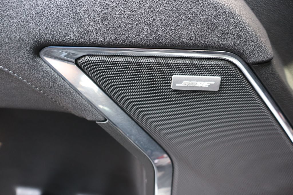 Used 2025 Chevrolet Silverado 1500 LT Trail Boss w/ Convenience Package II AWD/4WD image 13