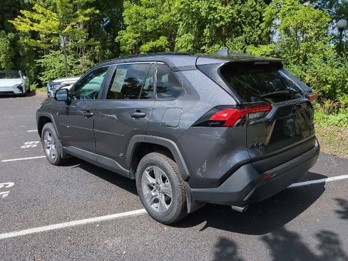 Used 2025 Toyota RAV4 XLE w/ Convenience Package AWD/4WD image 9