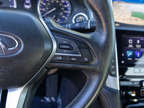 Used 2019 INFINITI Q60 3.0t Luxe w/ Essential Package image 23