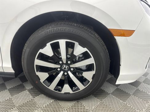 Used 2026 Honda Odyssey EX-L image 14
