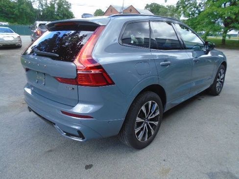 Used 2024 Volvo XC60 B5 Plus w/ Climate Package AWD/4WD image 7