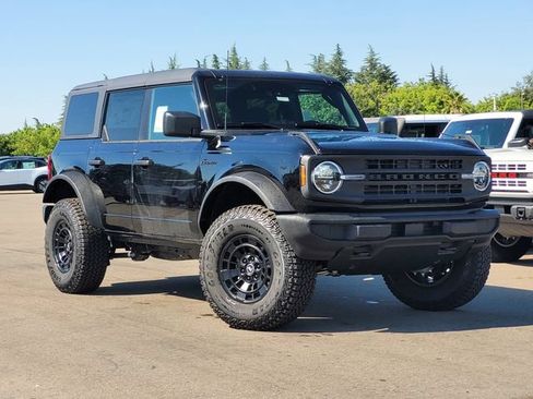 New 2026 Ford Bronco Big Bend AWD/4WD image 1