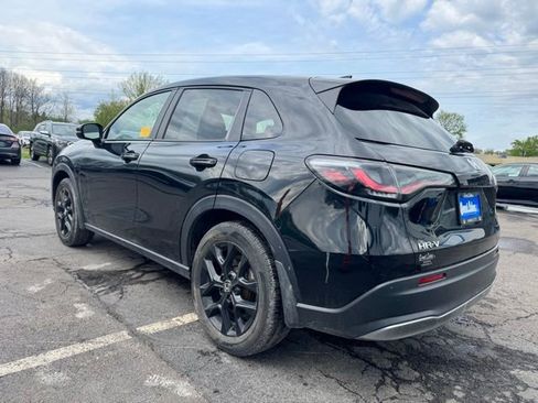 Used 2024 Honda HR-V Sport image 4