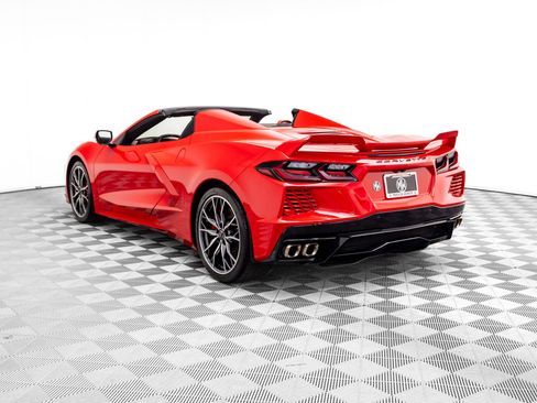 Used 2023 Chevrolet Corvette Stingray w/ Z51 Performance Package image 3