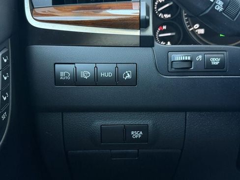 Used 2017 Lexus LX 570 4WD image 23