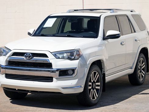Used 2018 Toyota 4Runner Limited AWD/4WD image 45