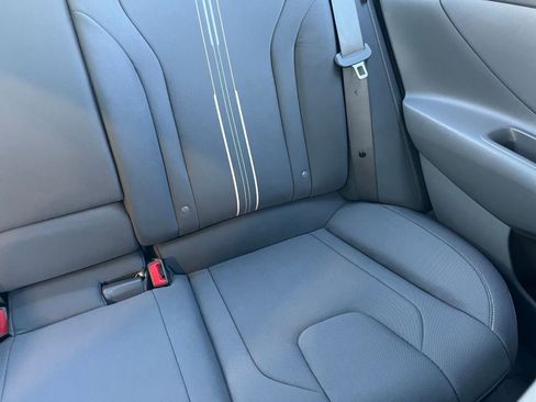 Used 2025 Hyundai Elantra SEL image 38