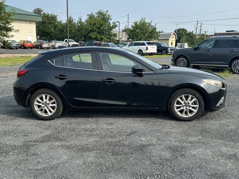 Used 2016 MAZDA MAZDA3 i Grand Touring FWD image 9