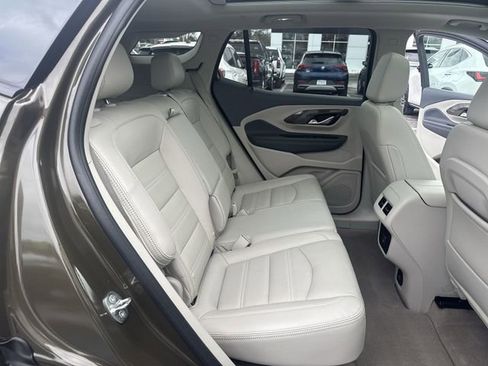 Used 2023 GMC Terrain Denali image 28