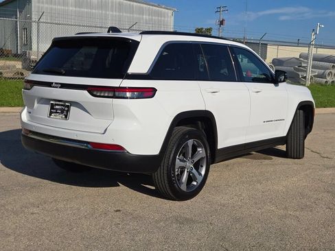 Used 2024 Jeep Grand Cherokee Limited 4xe AWD/4WD image 10