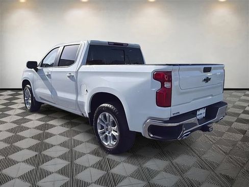 Used 2025 Chevrolet Silverado 1500 LT w/ Z71 Off-Road Package AWD/4WD image 7