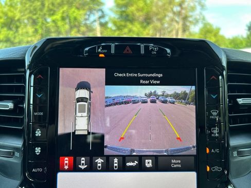 Used 2023 RAM 1500 Limited AWD/4WD image 19