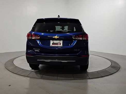 Used 2023 Chevrolet Equinox LT AWD/4WD image 4