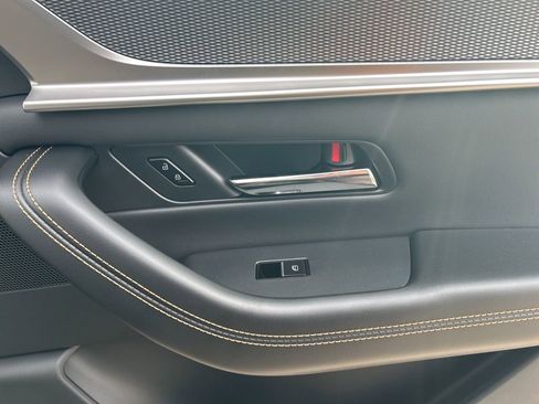 New 2025 MAZDA CX-90 Plug-In Hybrid w/ Premium Plus image 28