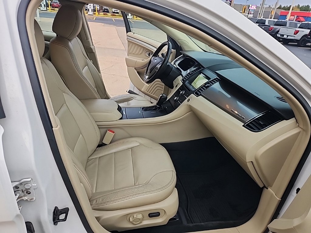 Used 2016 Ford Taurus SEL w/ Equipment Group 201A FWD image 36
