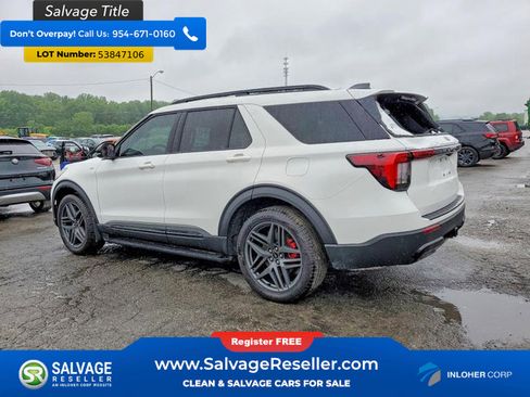Used 2025 Ford Explorer ST-Line w/ Premium Package AWD/4WD image 3