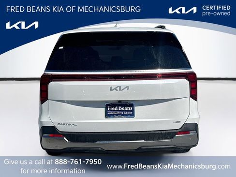Certified 2025 Kia Carnival SX FWD image 6