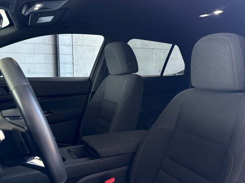 Used 2024 Honda Prologue EX image 5