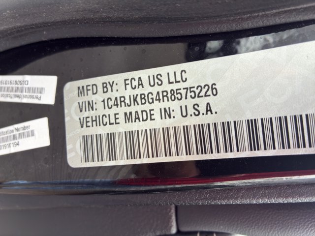 Used 2024 Jeep Grand Cherokee L Limited AWD/4WD image 14