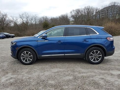 Used 2020 Lincoln Nautilus Premier w/ Equipment Group 101A image 7