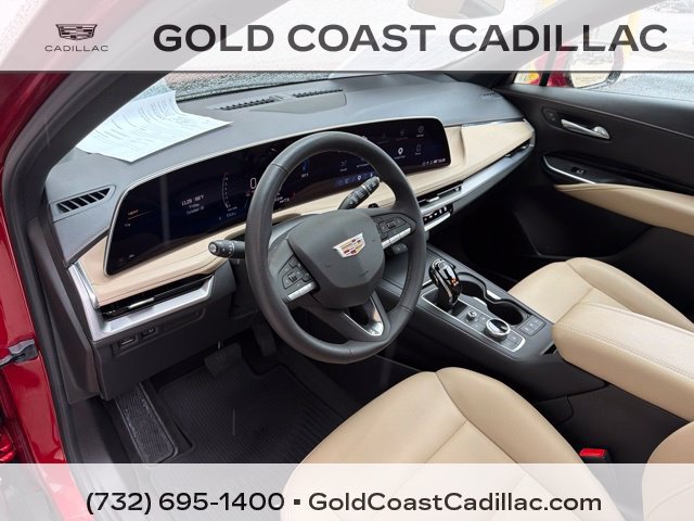 Used 2024 Cadillac XT4 Luxury w/ Cold Weather Package AWD/4WD image 19