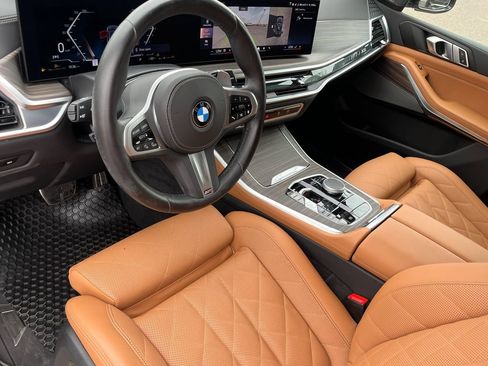 Used 2026 BMW X5 sDrive40i w/ M Sport Package RWD image 16