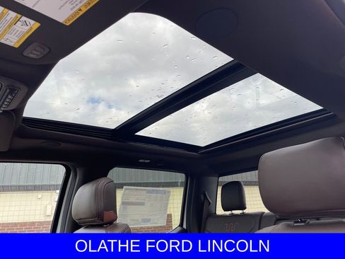 New 2026 Ford F250 King Ranch w/ Chrome Package AWD/4WD image 18