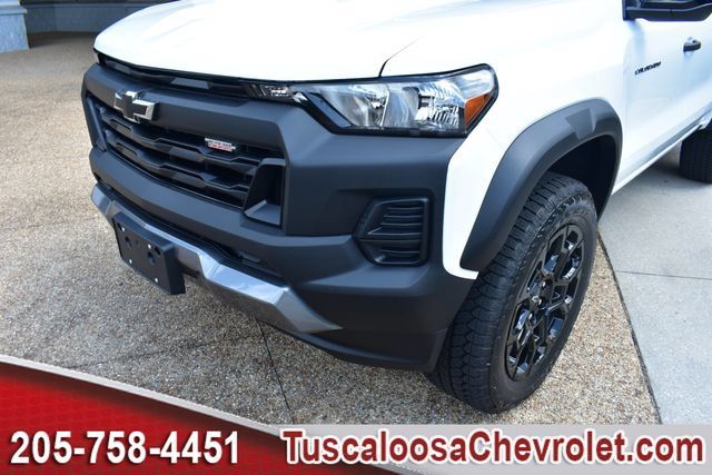Used 2026 Chevrolet Colorado Trail Boss AWD/4WD image 39