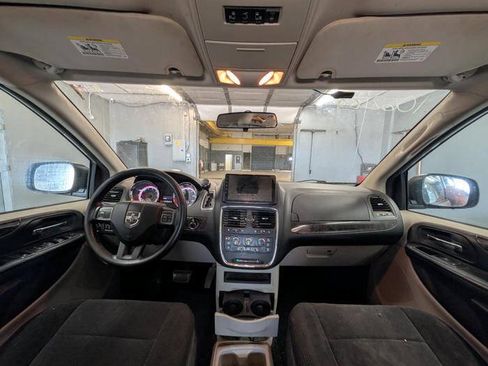 Used 2011 Dodge Grand Caravan Mainstreet w/ PWR Convenience Group FWD image 30