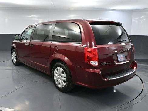 Used 2020 Dodge Grand Caravan SE w/ UConnect Hands-Free Group image 7