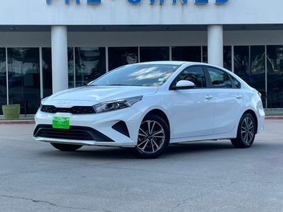 Used 2024 Kia Forte LXS