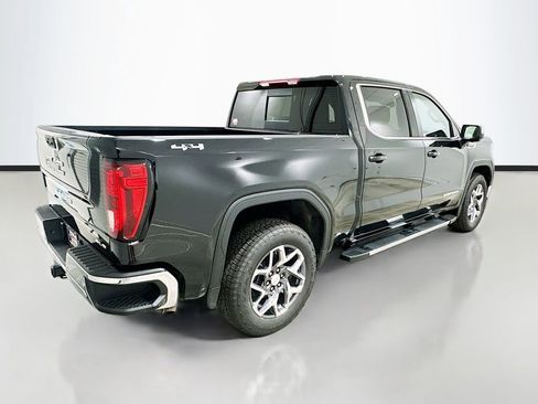 New 2026 GMC Sierra 1500 SLE w/ Preferred Package AWD/4WD image 7