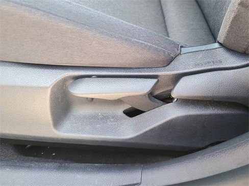 Used 2025 Toyota Camry LE image 23