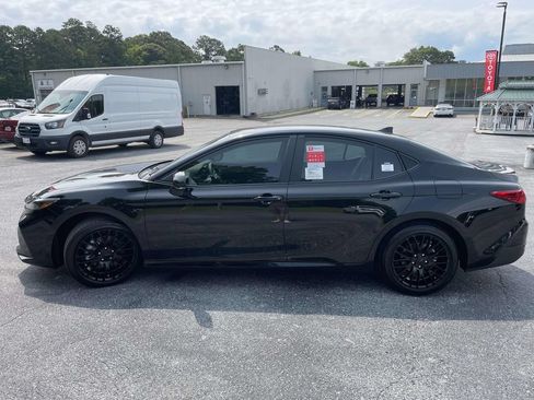 Used 2026 Toyota Camry LE w/ Convenience Package FWD image 6