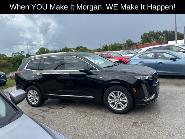 Used 2025 Cadillac XT6 Luxury FWD image 6